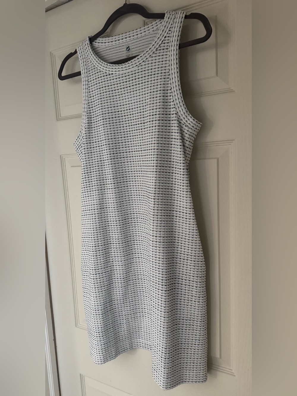 Lou & Grey White Tweed Sleeveless Sheath  Dress from “The Limited” / Size Large